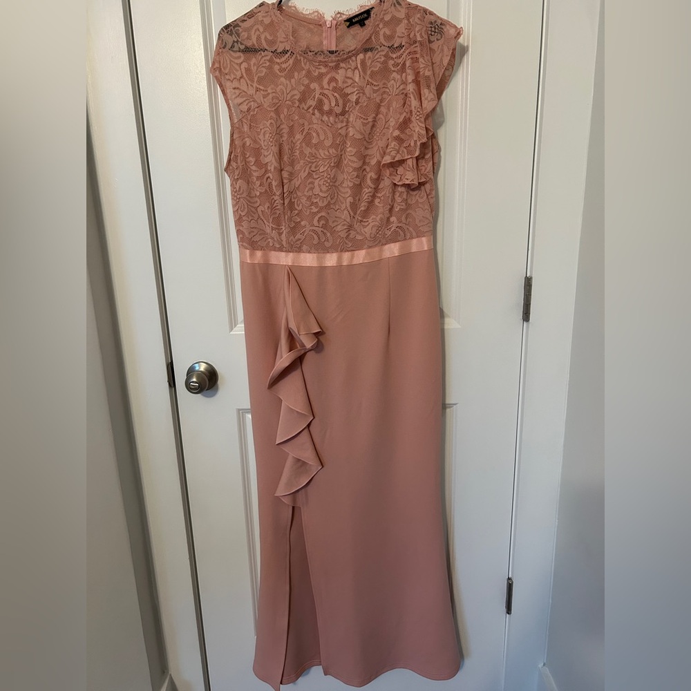 Elegant Pink Lace Dress